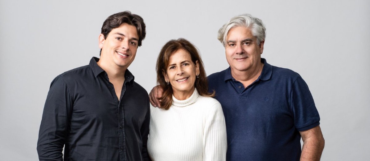 Sócios do escritório Rosas Arquitetos Associados
